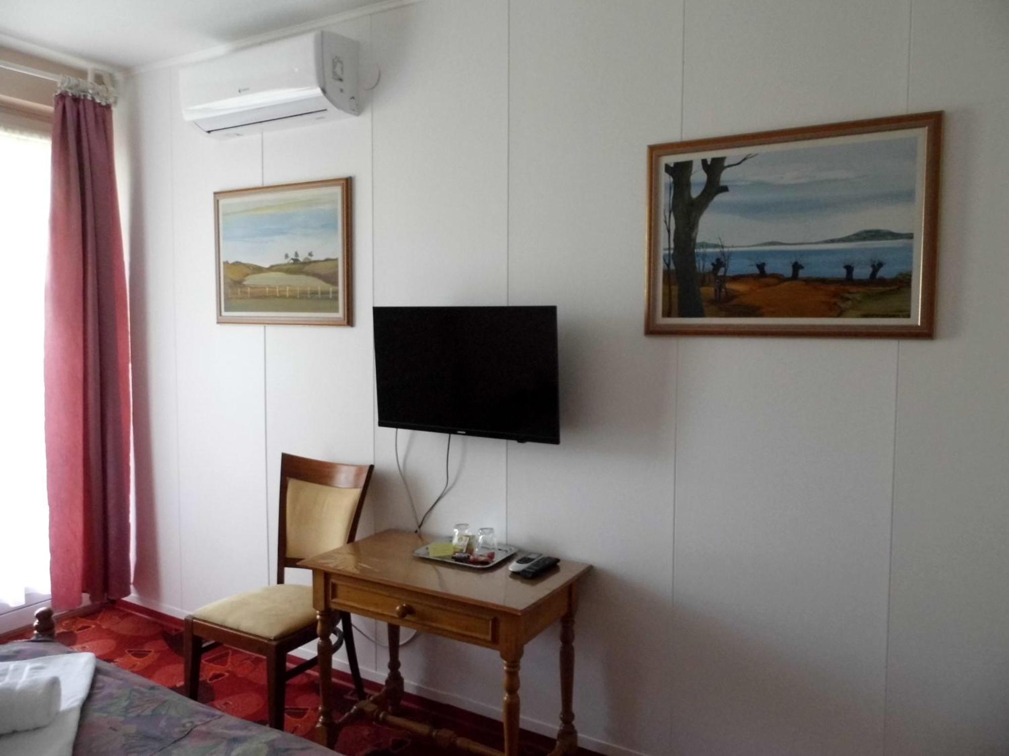 Millennium Villa Keszthely Room photo