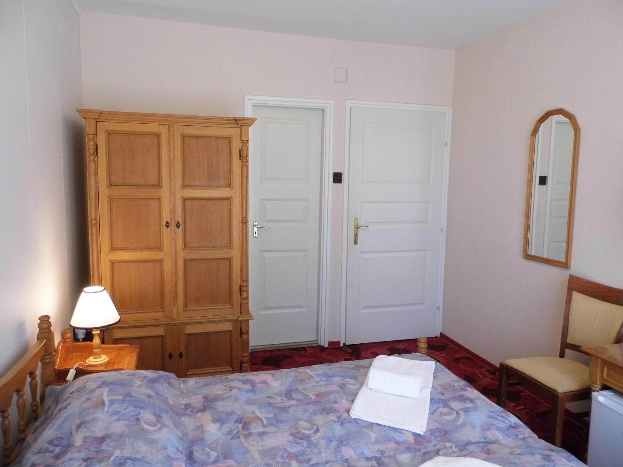 Millennium Villa Keszthely Room photo